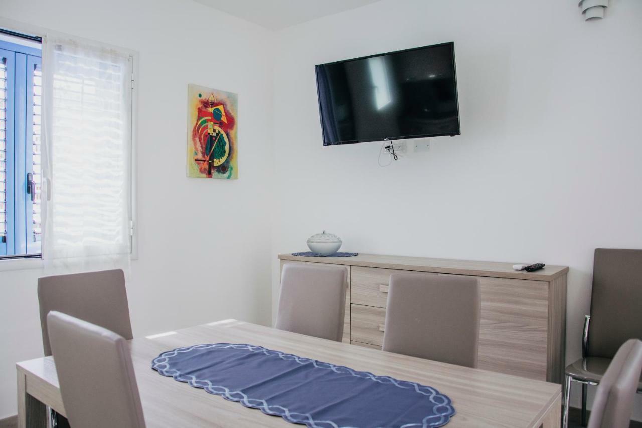 לוצוראי Milva'S Apartment מראה חיצוני תמונה