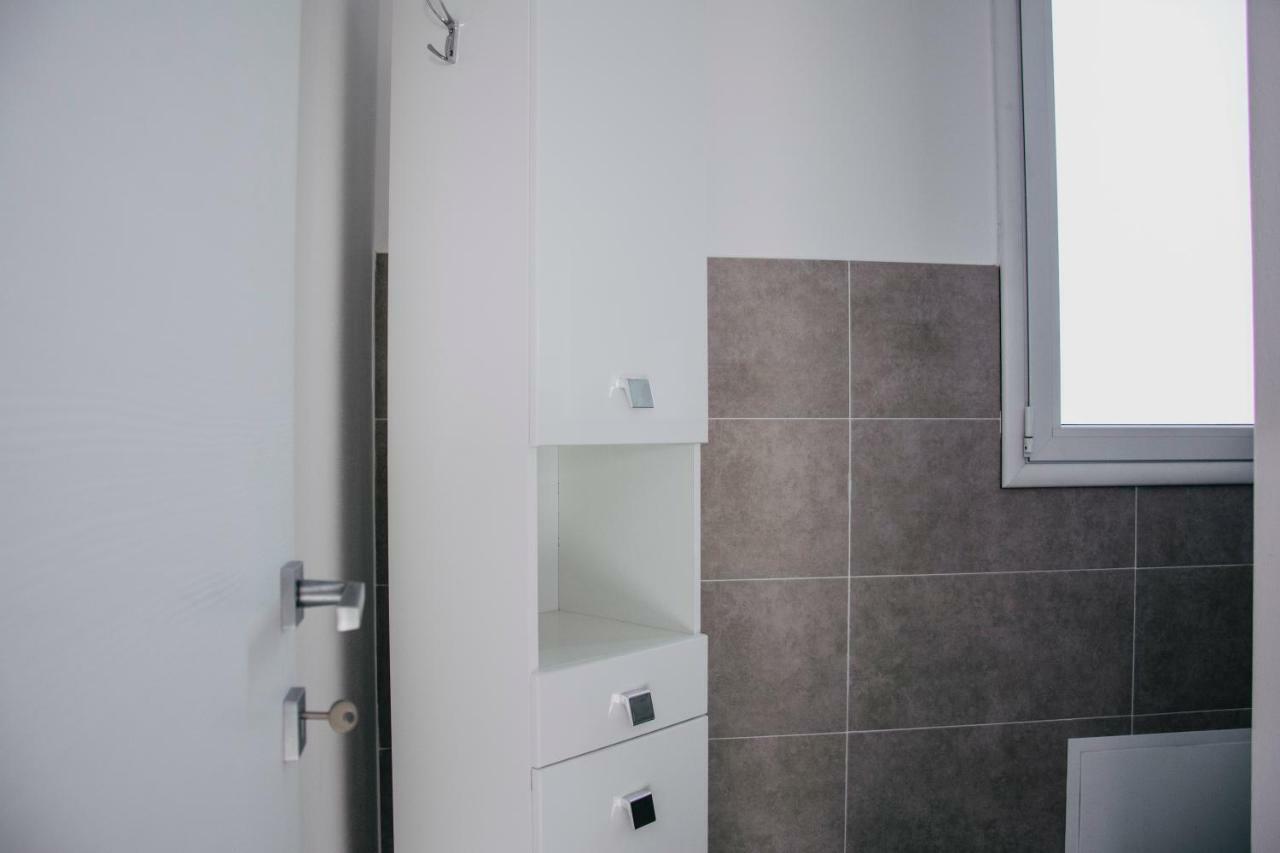 לוצוראי Milva'S Apartment מראה חיצוני תמונה