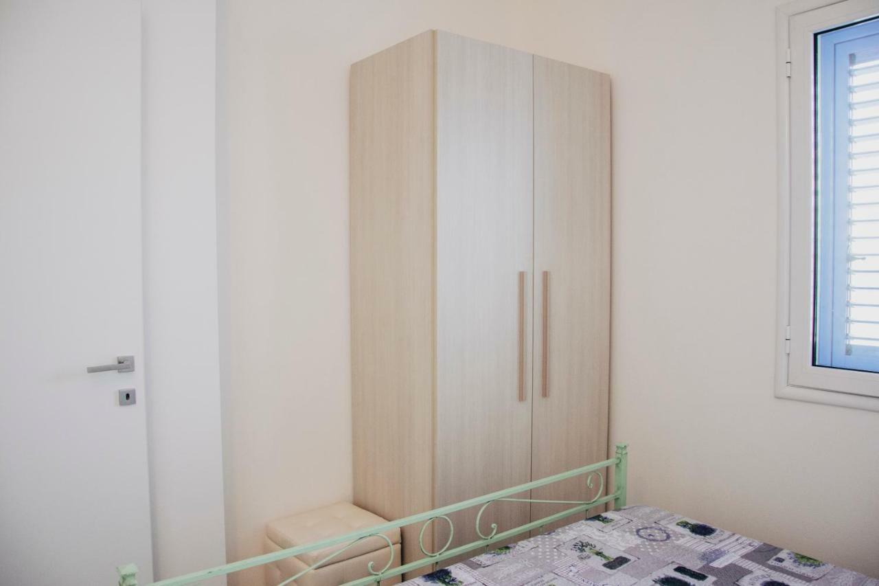 לוצוראי Milva'S Apartment מראה חיצוני תמונה