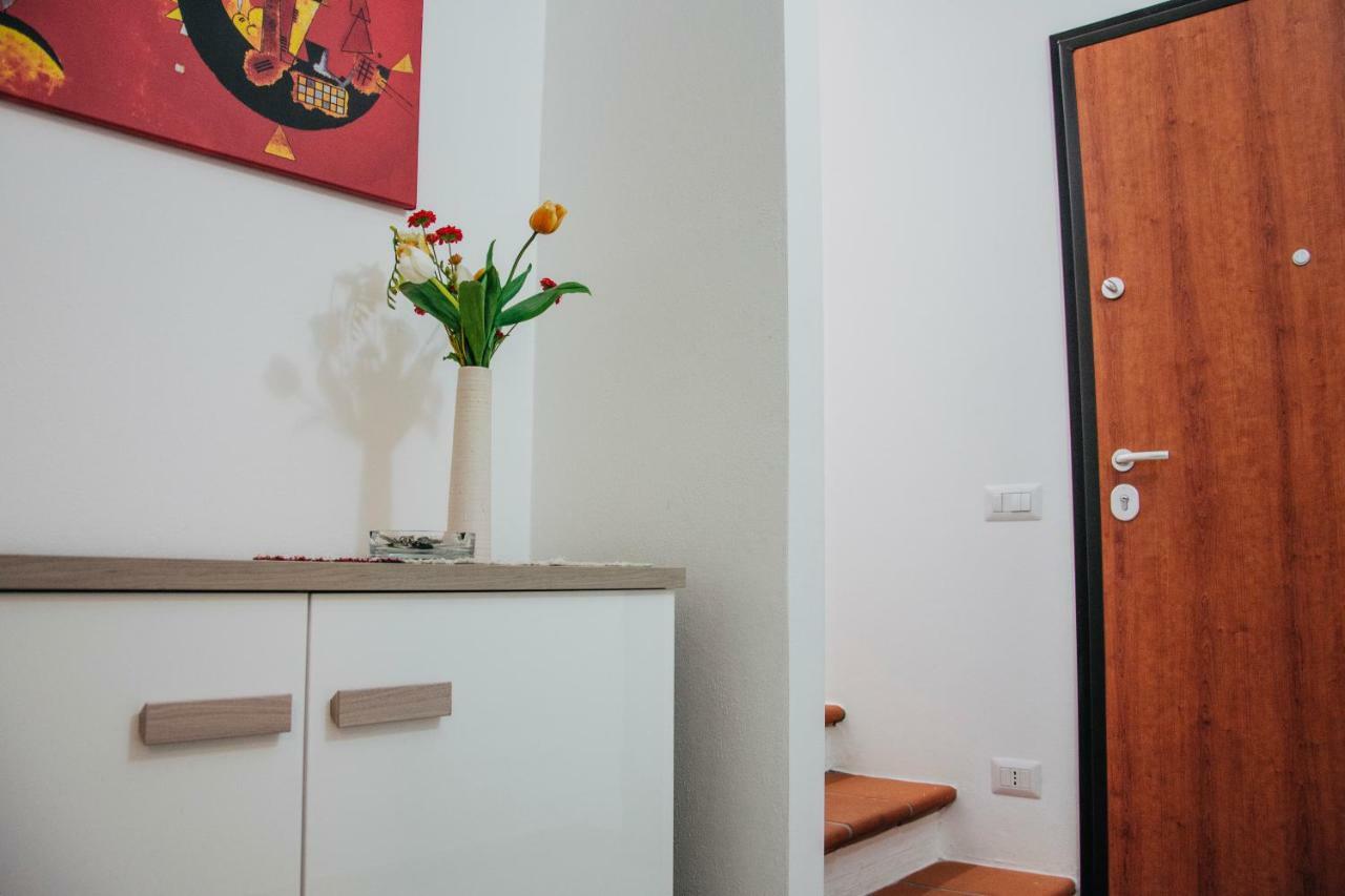 לוצוראי Milva'S Apartment מראה חיצוני תמונה